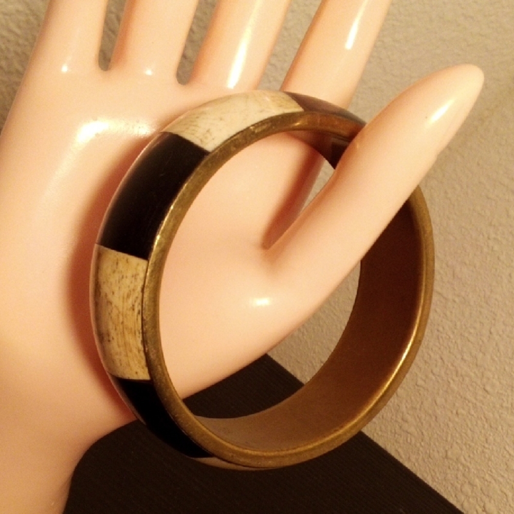 Black and Ivory Inlay Brass Bangle